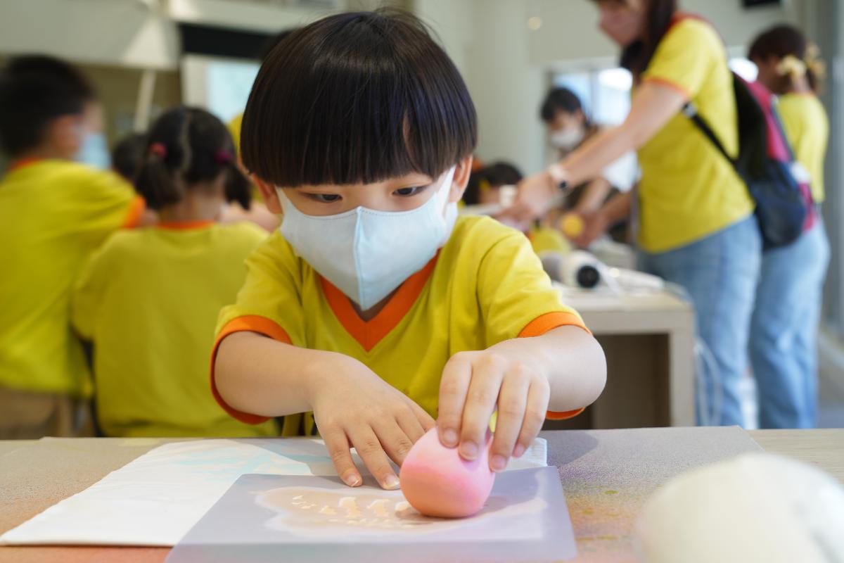 戶外教學「「雄獅文具-想像力製造所」