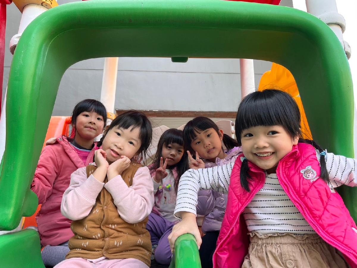 line_album_溜滑梯_230309_5 line_album_溜滑梯_230309_5