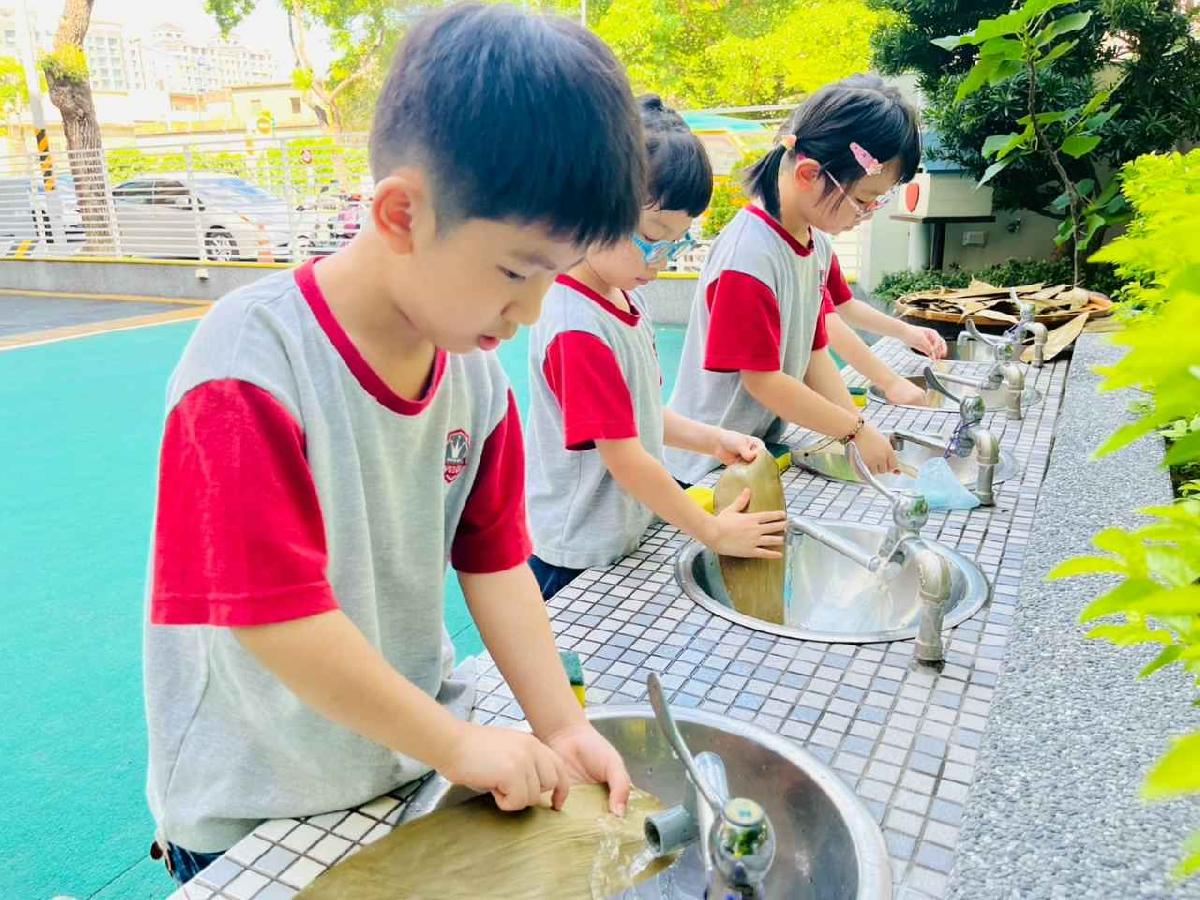 line_album_1140523洗粽葉_250523_124 line_album_1140523洗粽葉_250523_124