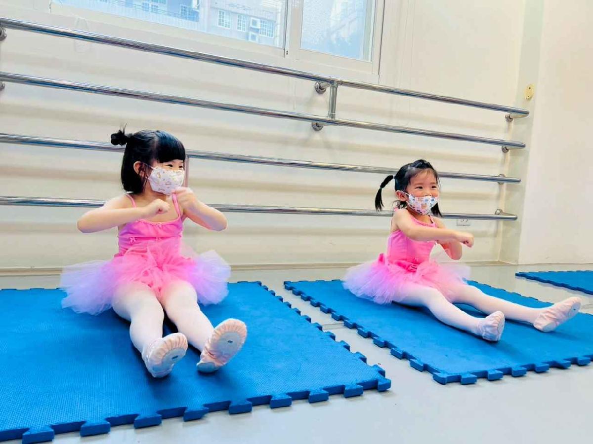 line_album_跳舞課日常_250924_10 line_album_跳舞課日常_250924_10