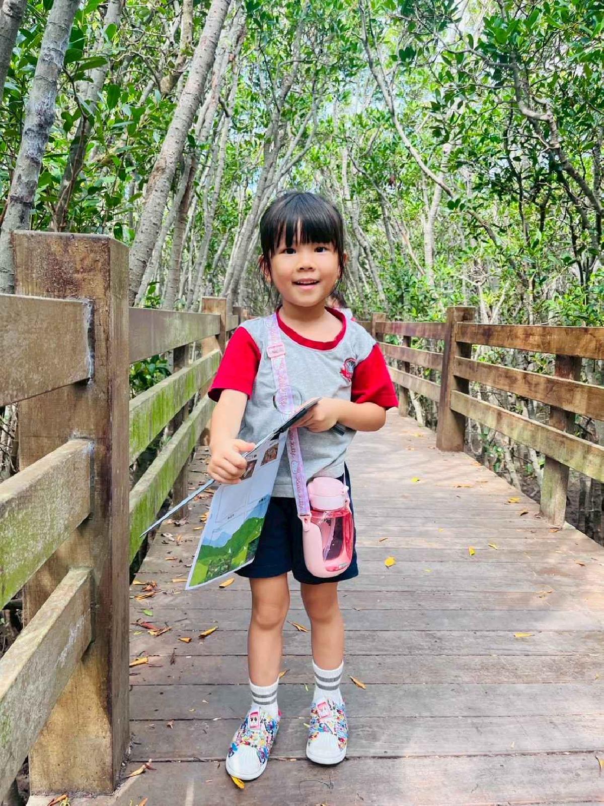 line_album_紅樹林生態教學_251015_186 line_album_紅樹林生態教學_251015_186