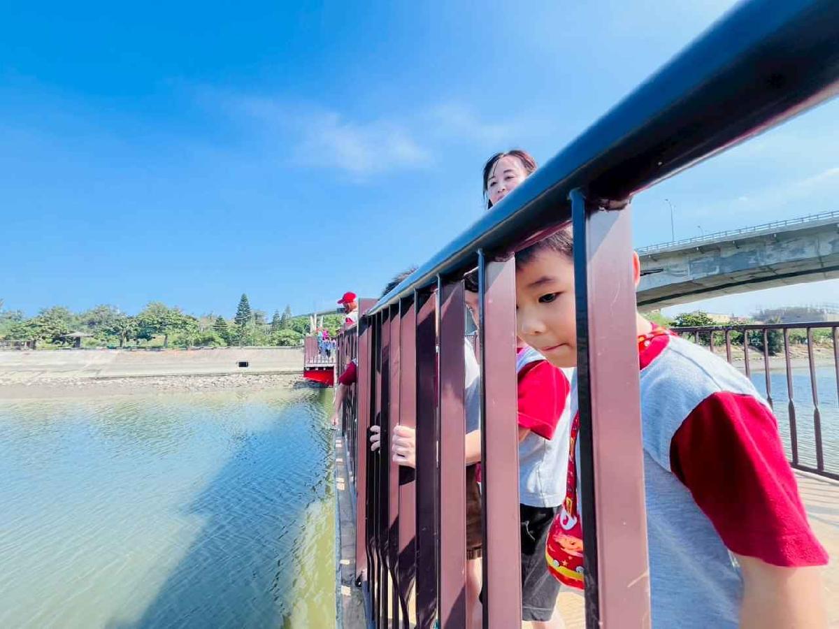 line_album_紅樹林生態教學_251015_102 line_album_紅樹林生態教學_251015_102