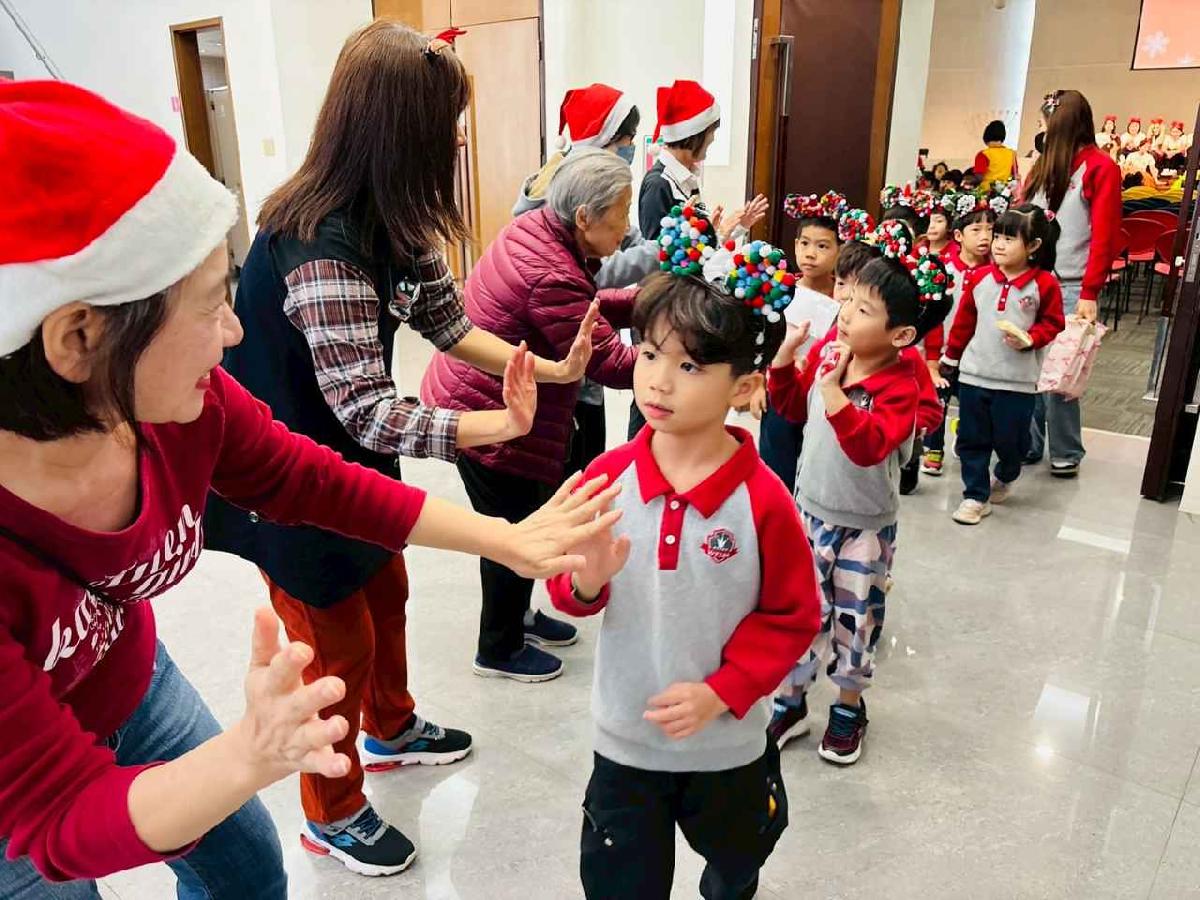 line_album_1141211靈糧堂_251216_60