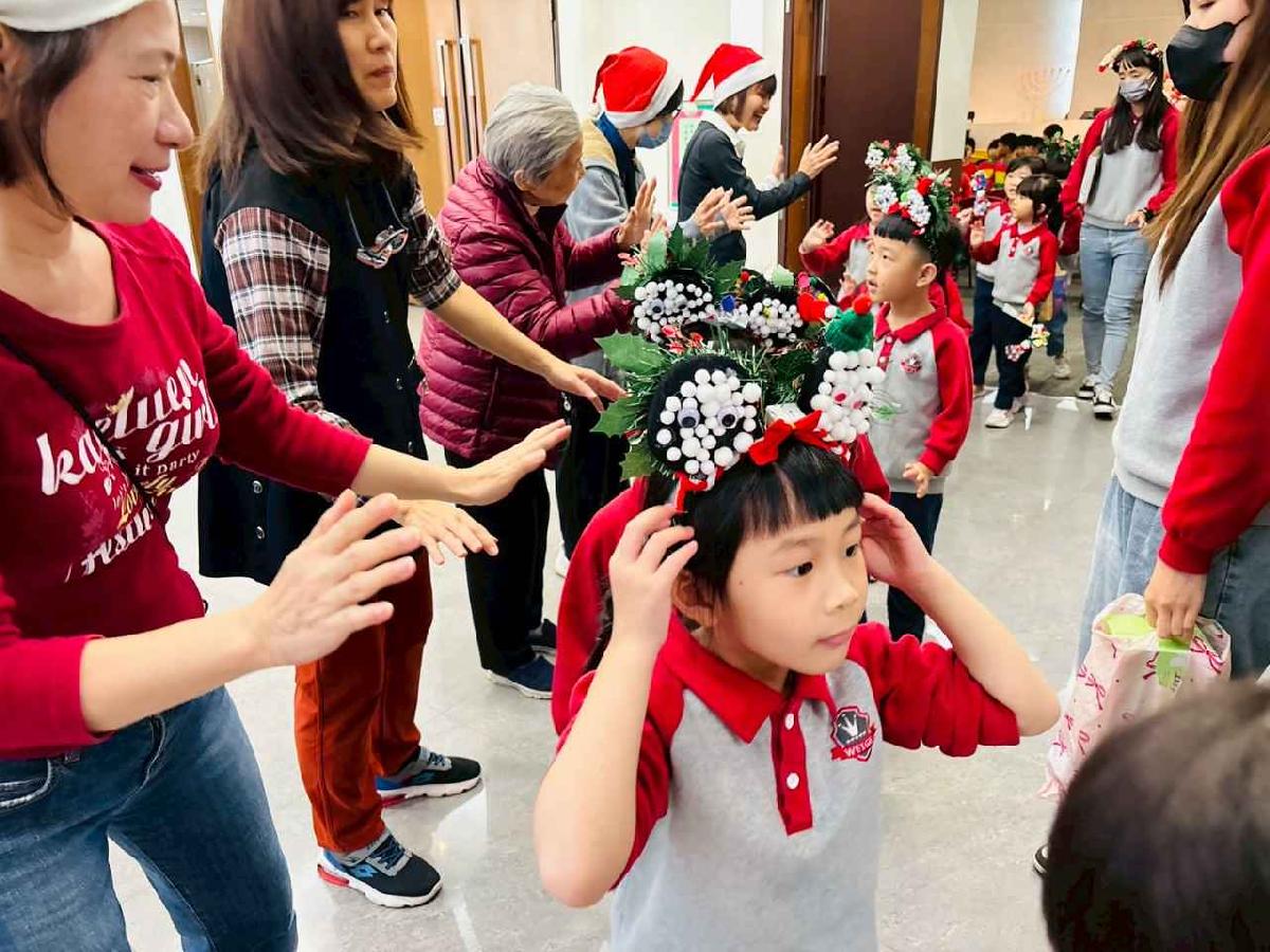 line_album_1141211靈糧堂_251216_18