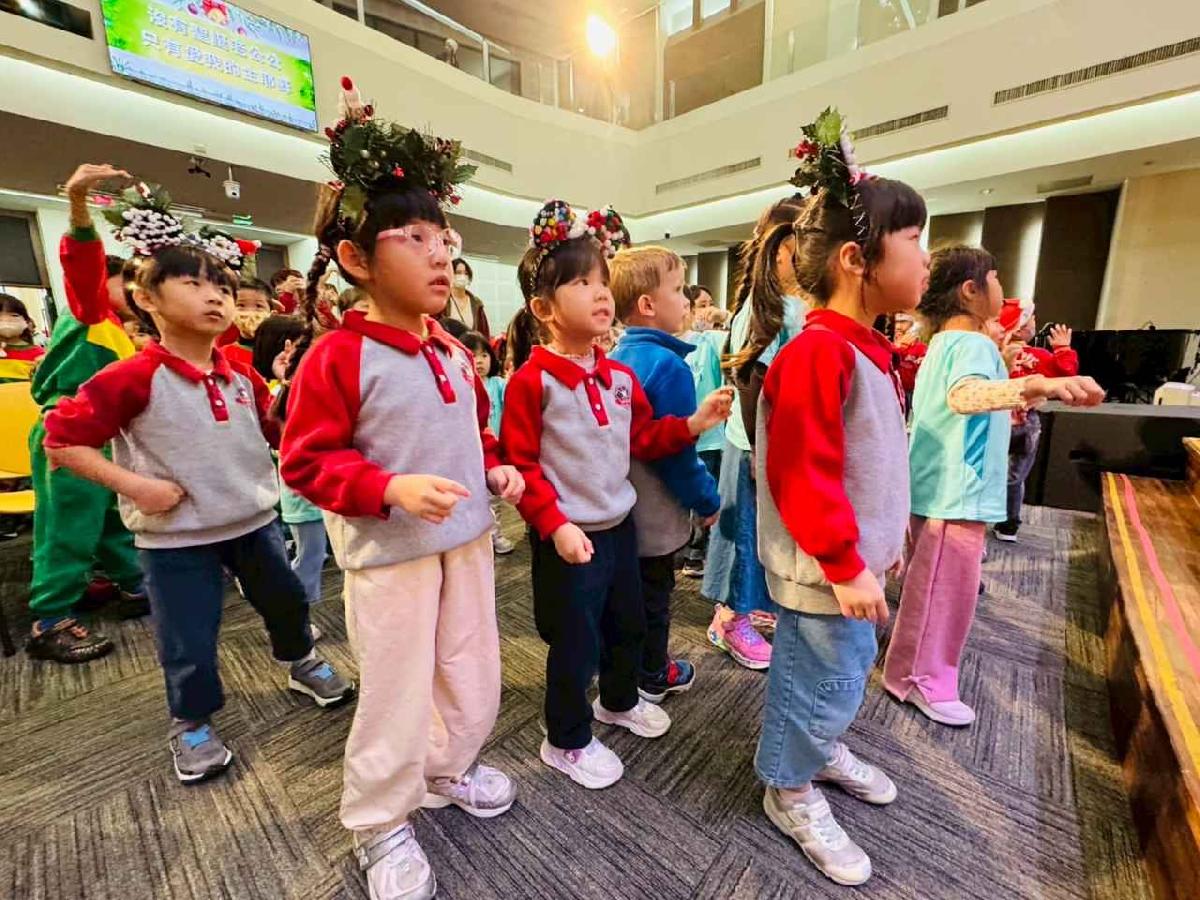 line_album_1141211靈糧堂_251216_129