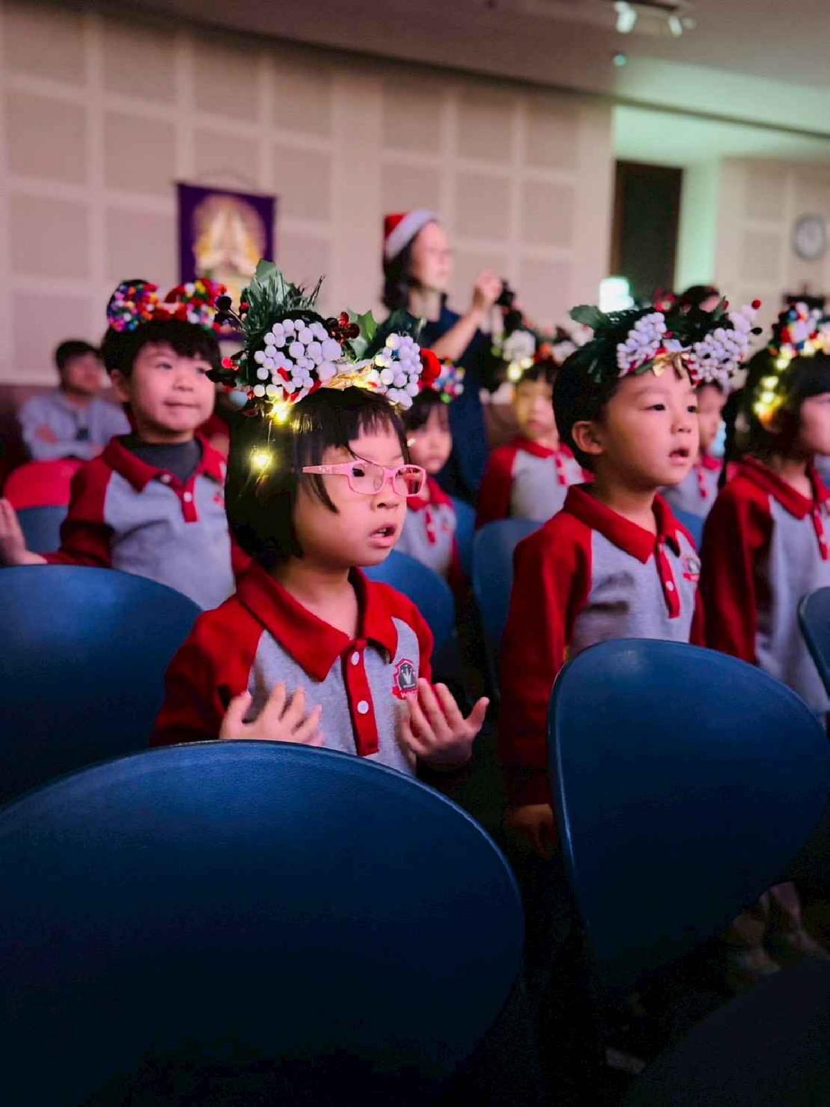 line_album_1141211靈糧堂_251216_157