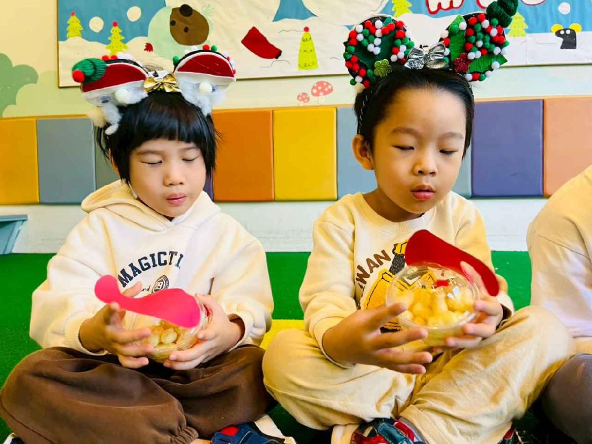 line_album_小精靈的聖誕杯杯_251224_109