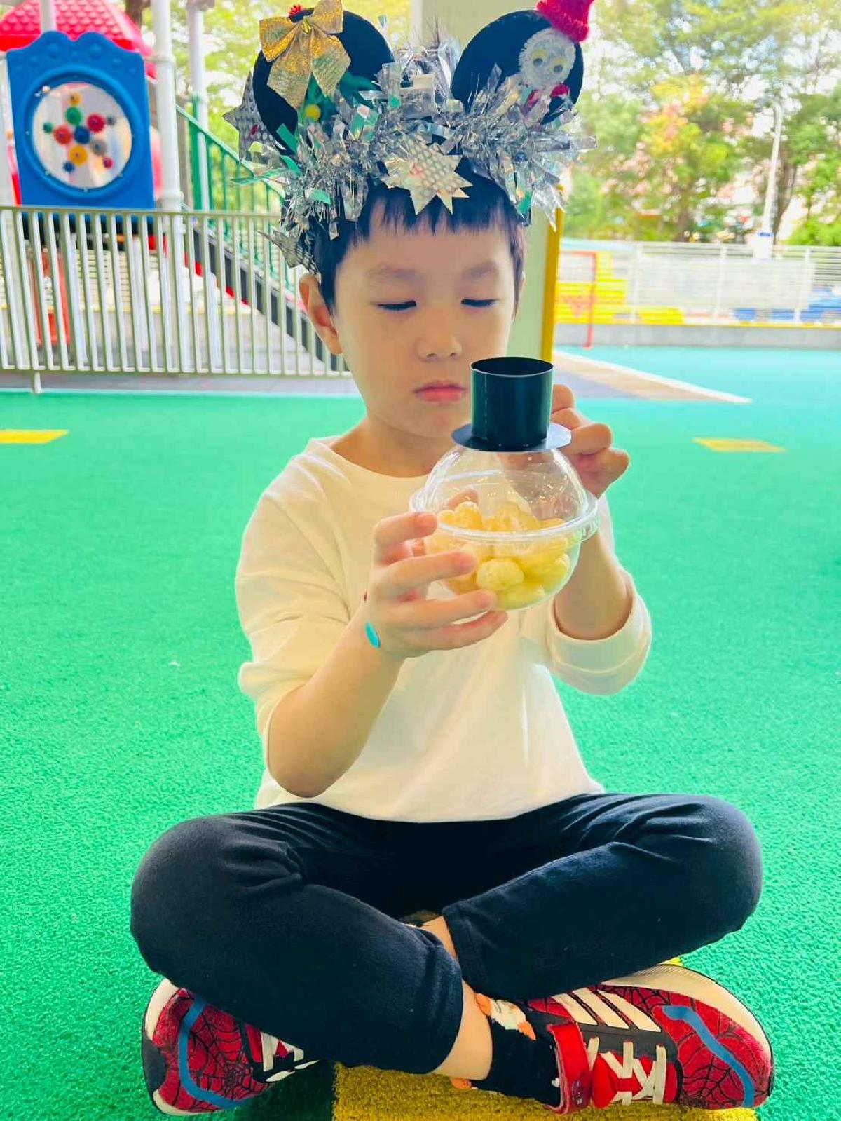 line_album_小精靈的聖誕杯杯_251224_215