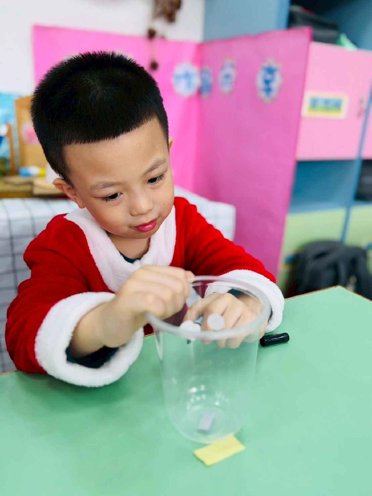 line_album_小精靈的聖誕杯杯_251224_244