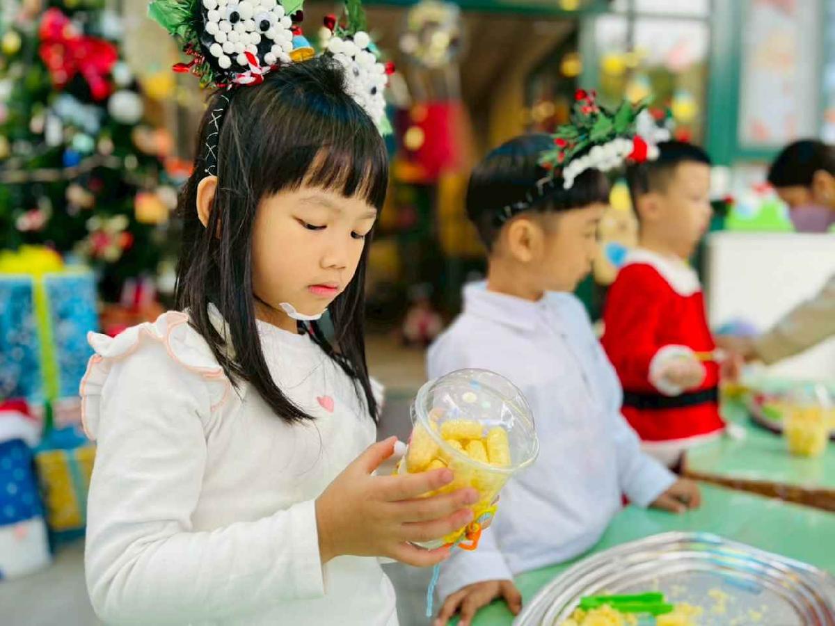 line_album_小精靈的聖誕杯杯_251224_91