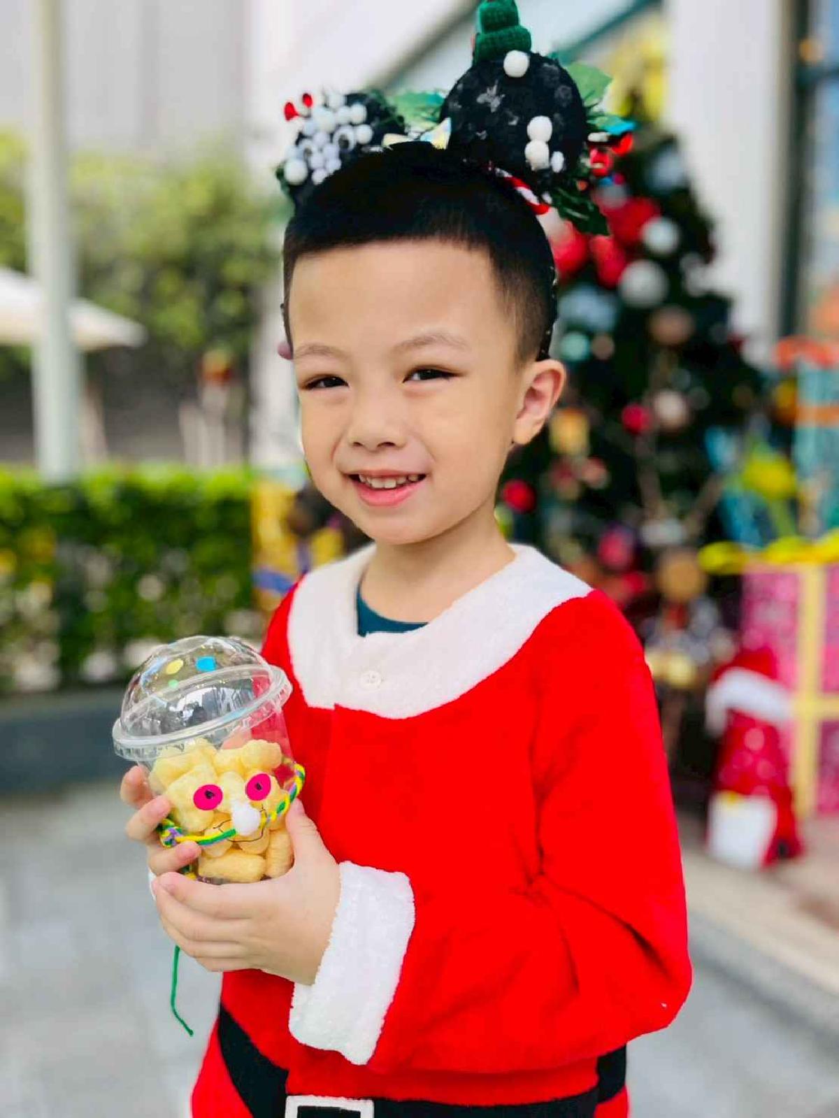 line_album_小精靈的聖誕杯杯_251224_96