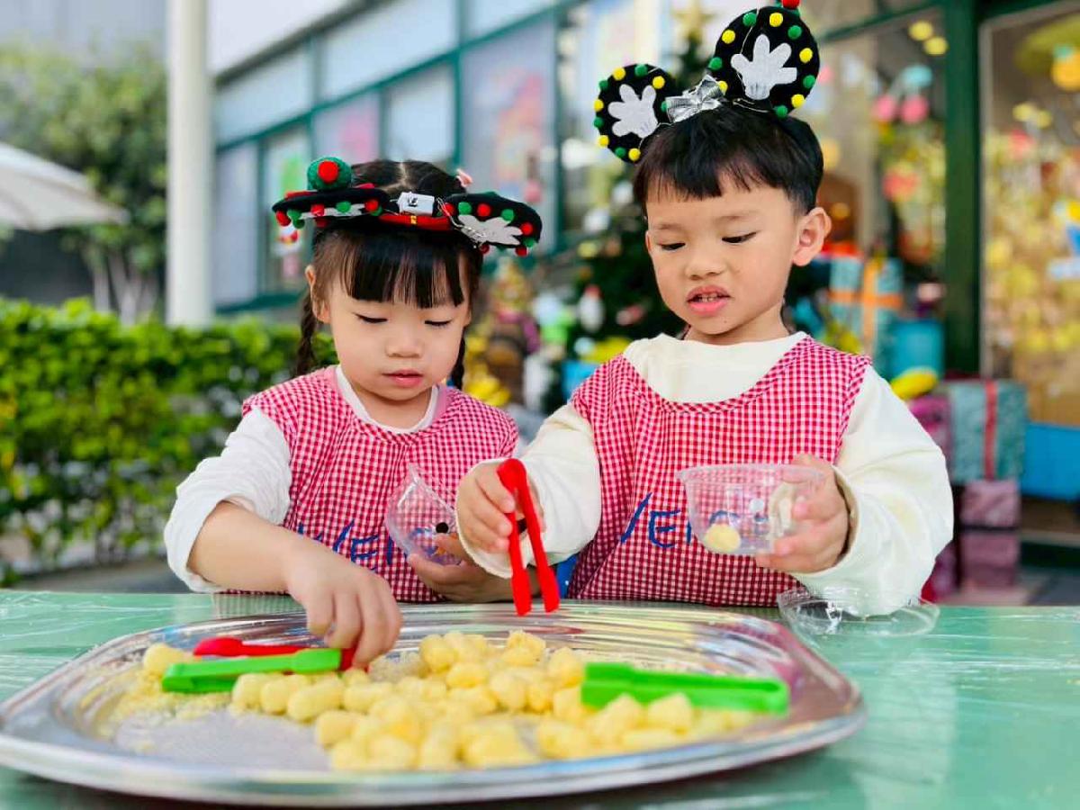 line_album_小精靈的聖誕杯杯_251224_118