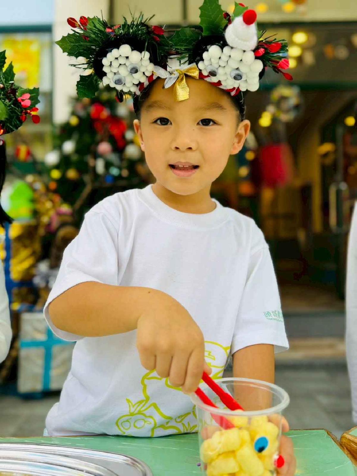 line_album_小精靈的聖誕杯杯_251224_129