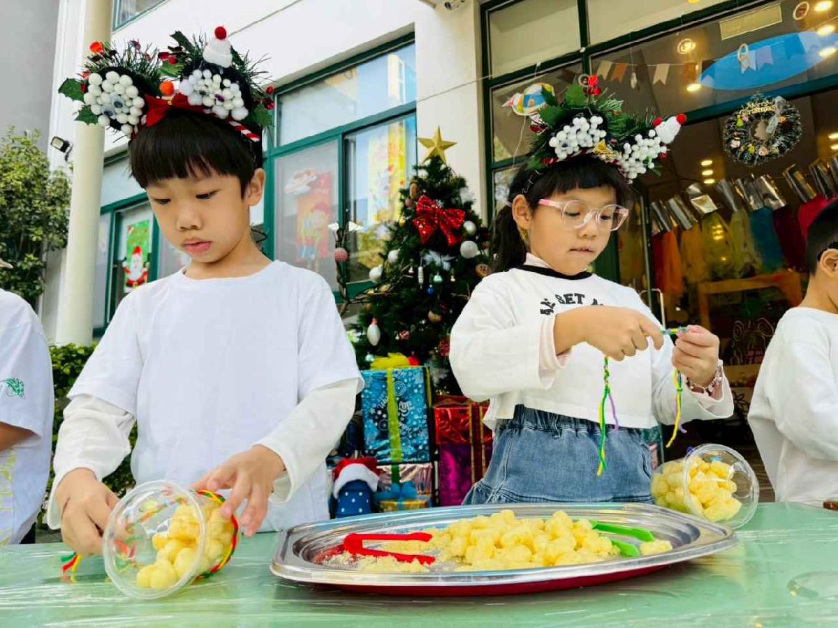 line_album_小精靈的聖誕杯杯_251224_136