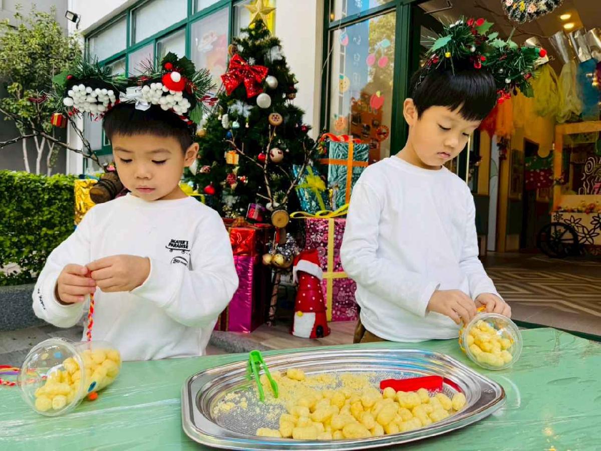 line_album_小精靈的聖誕杯杯_251224_137