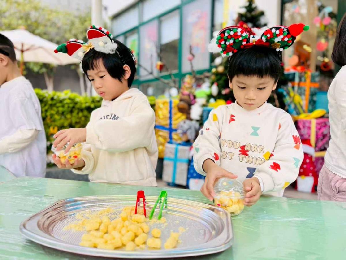 line_album_小精靈的聖誕杯杯_251224_312