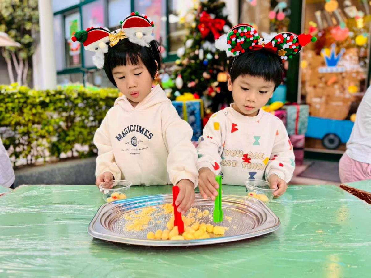 line_album_小精靈的聖誕杯杯_251224_317