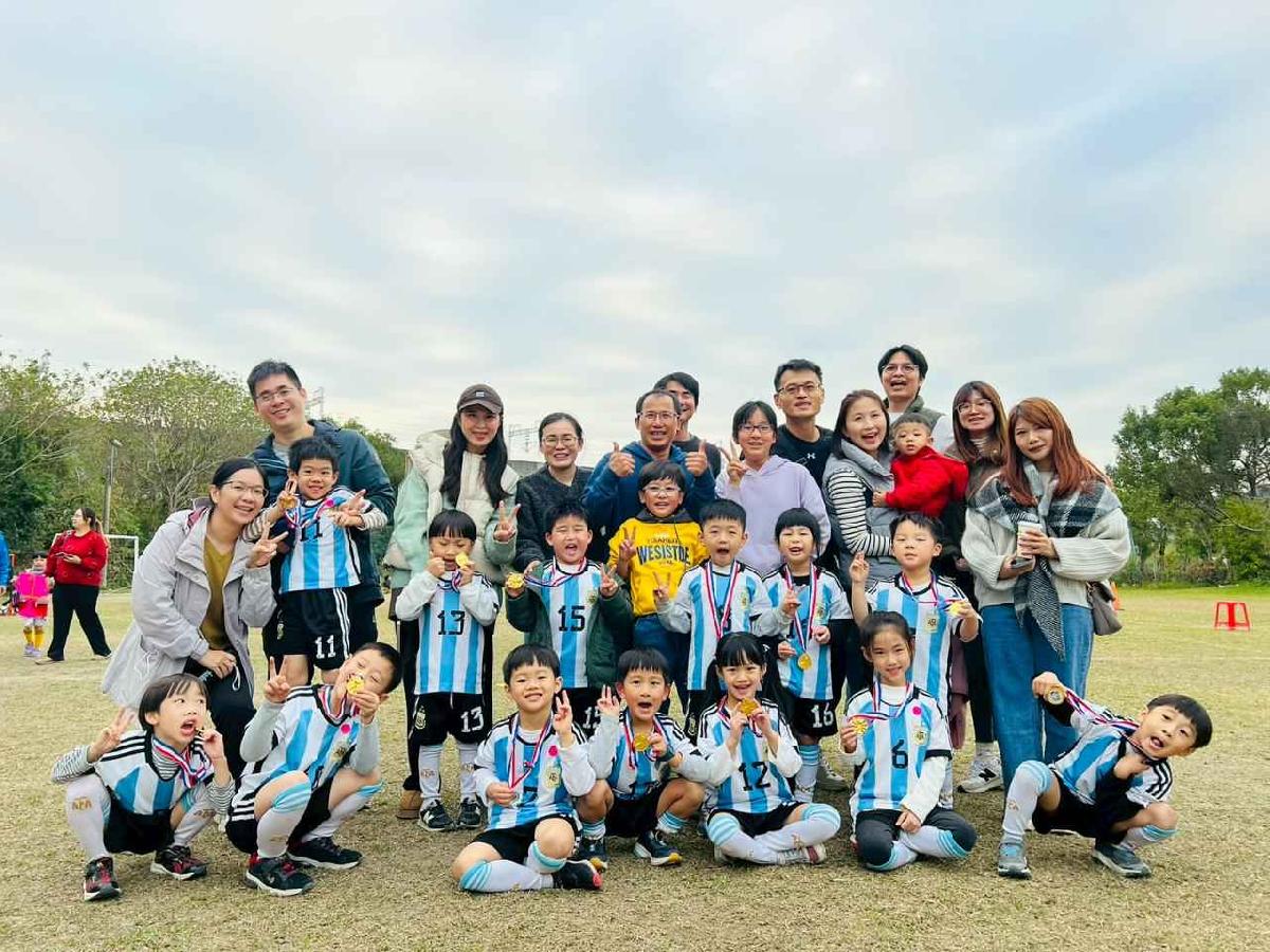 line_album_1150110草地足球小精靈_260112_267