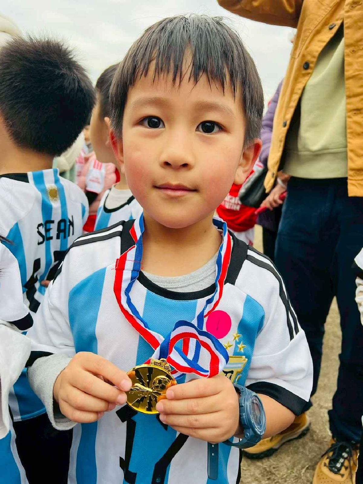 line_album_1150110草地足球小精靈_260112_230