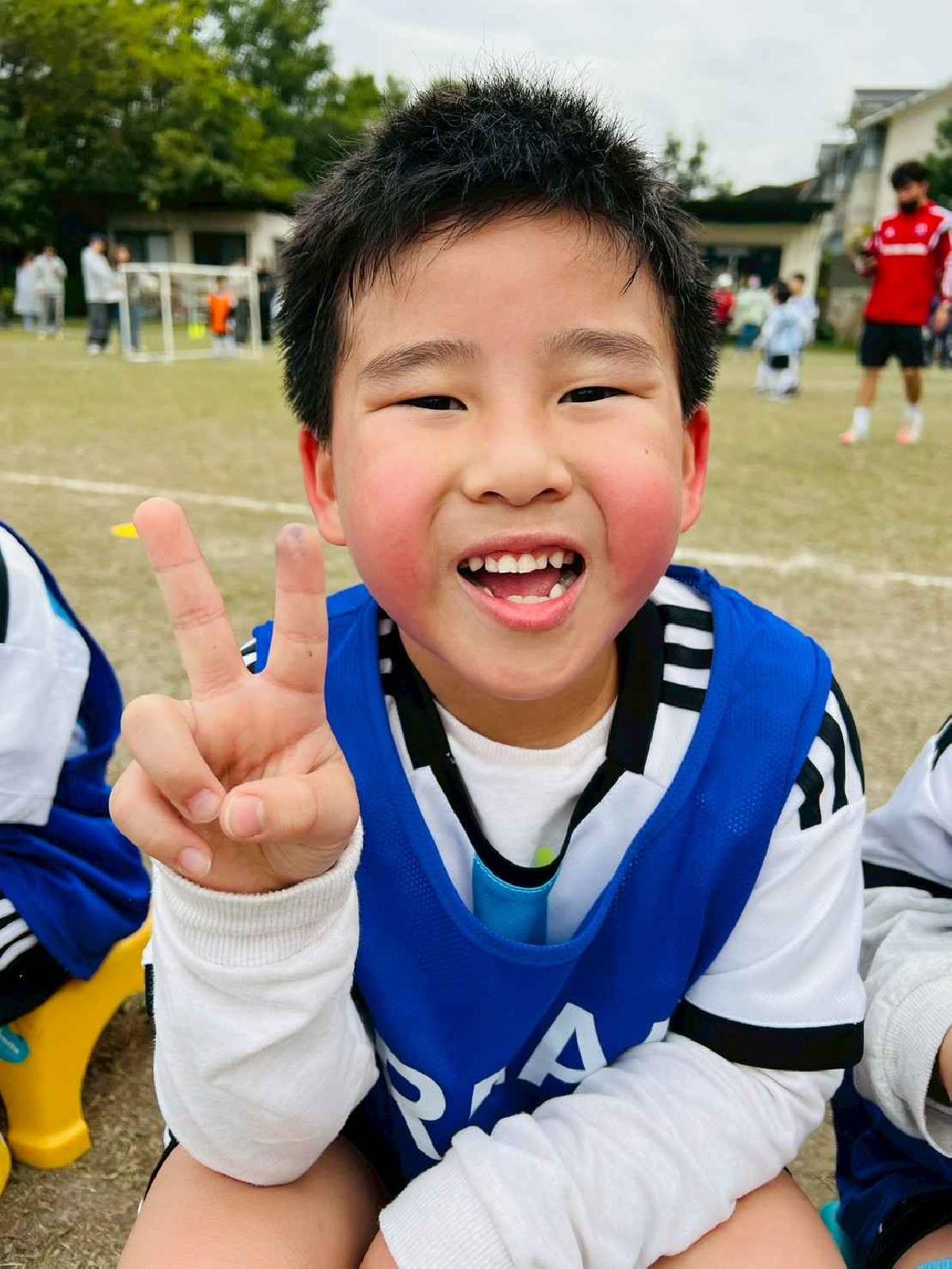 line_album_1150110草地足球小精靈_260112_173