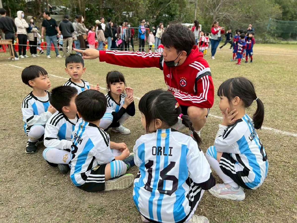 line_album_1150110草地足球小精靈_260112_157