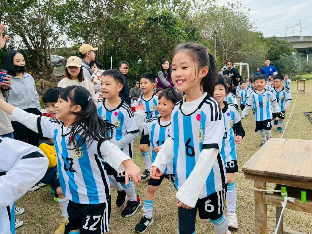 line_album_1150110草地足球小精靈_260112_93