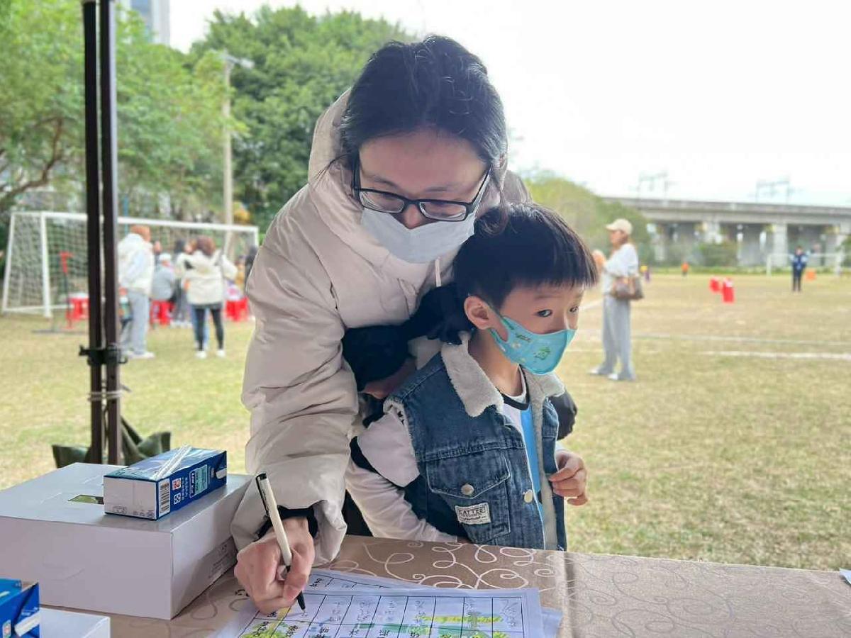 line_album_1150110草地足球小精靈_260112_143