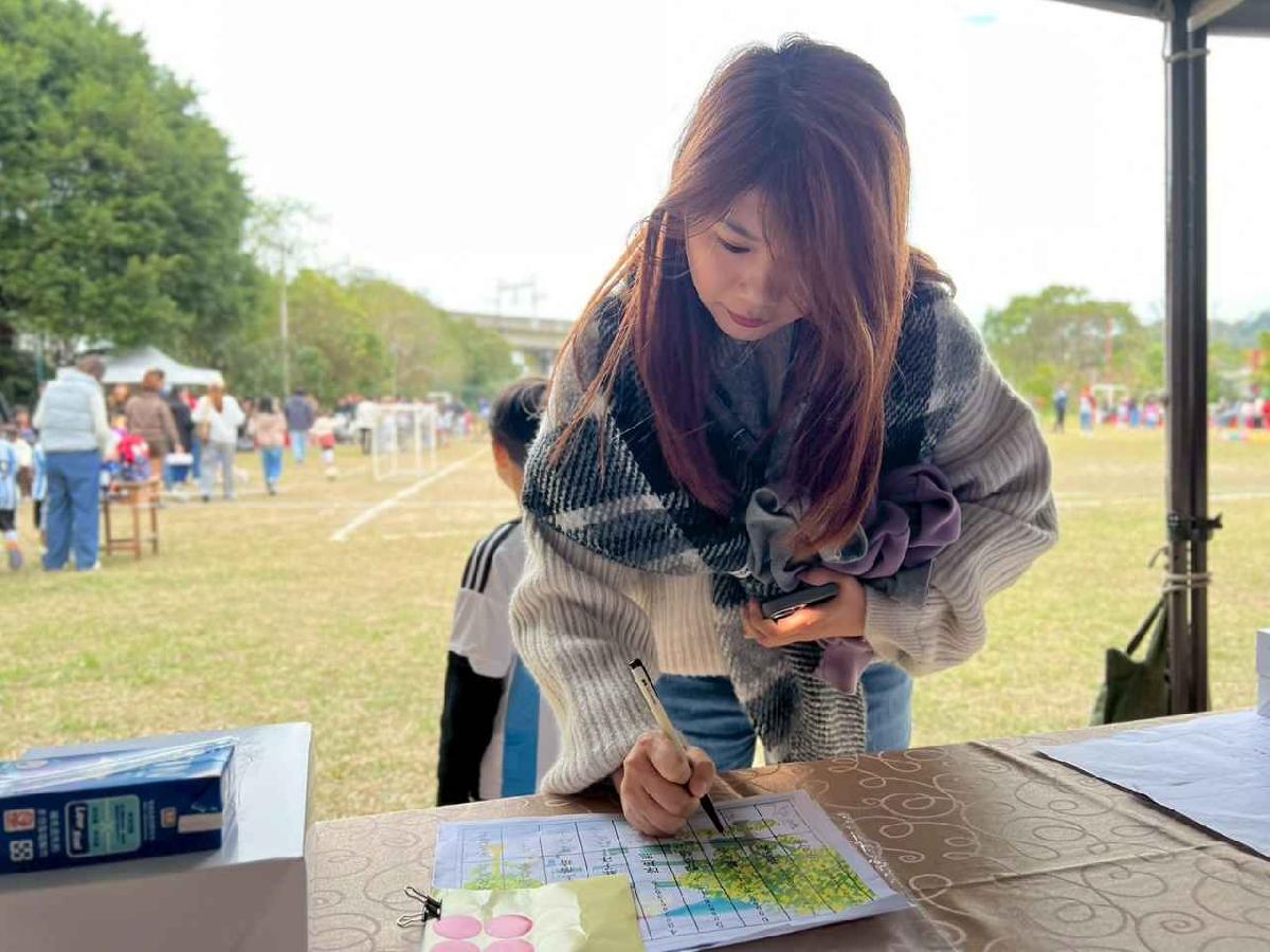 line_album_1150110草地足球小精靈_260112_145