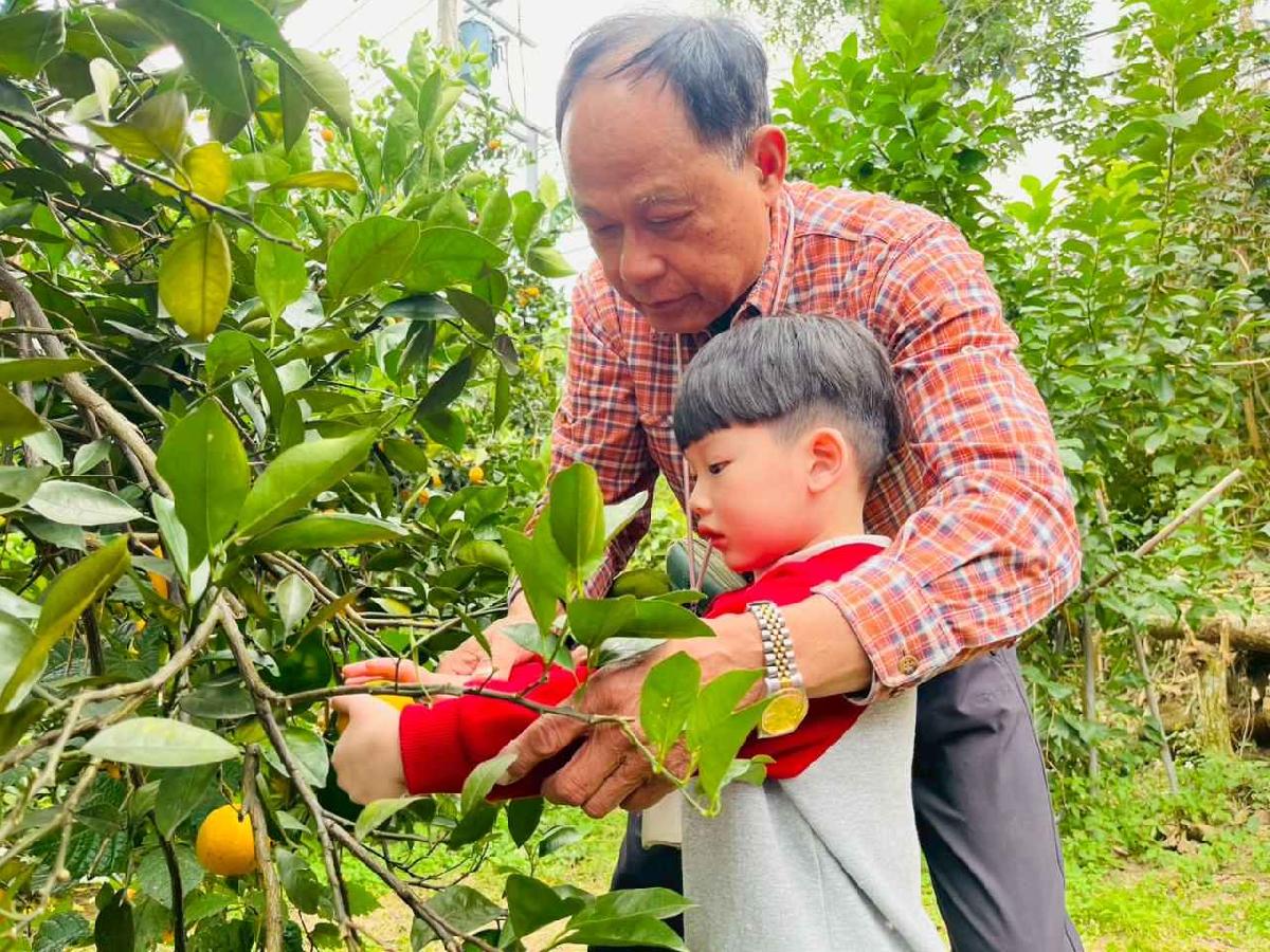 line_album_1150112蔡老師果園_260112_8