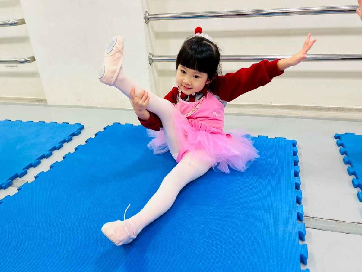 line_album_聖誕舞蹈課_251231_18