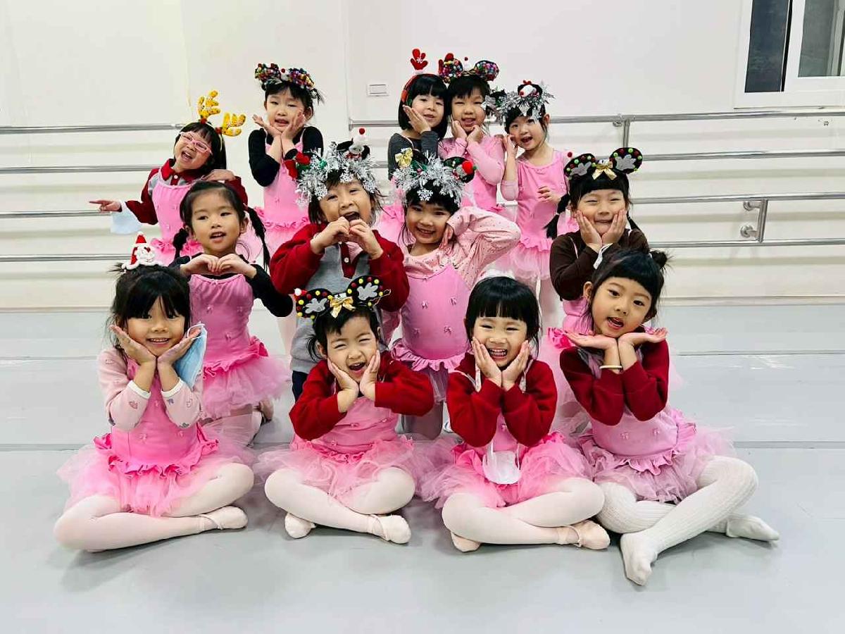 line_album_聖誕舞蹈課_251231_42