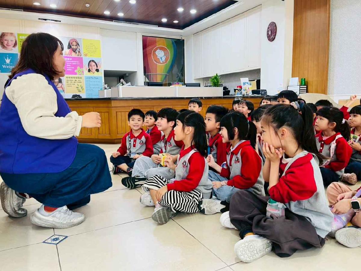 line_album_1150318參觀安親班_260318_68