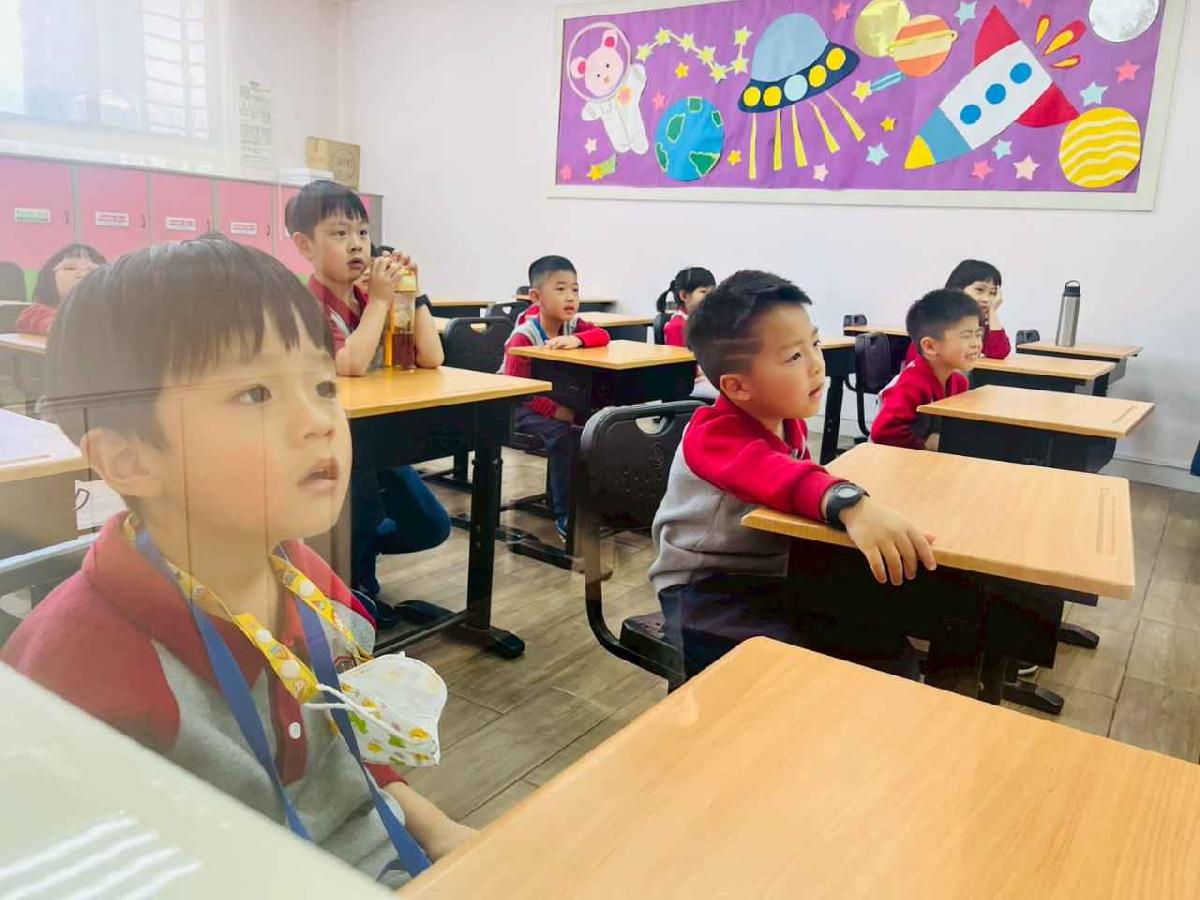 line_album_1150318參觀安親班_260318_104