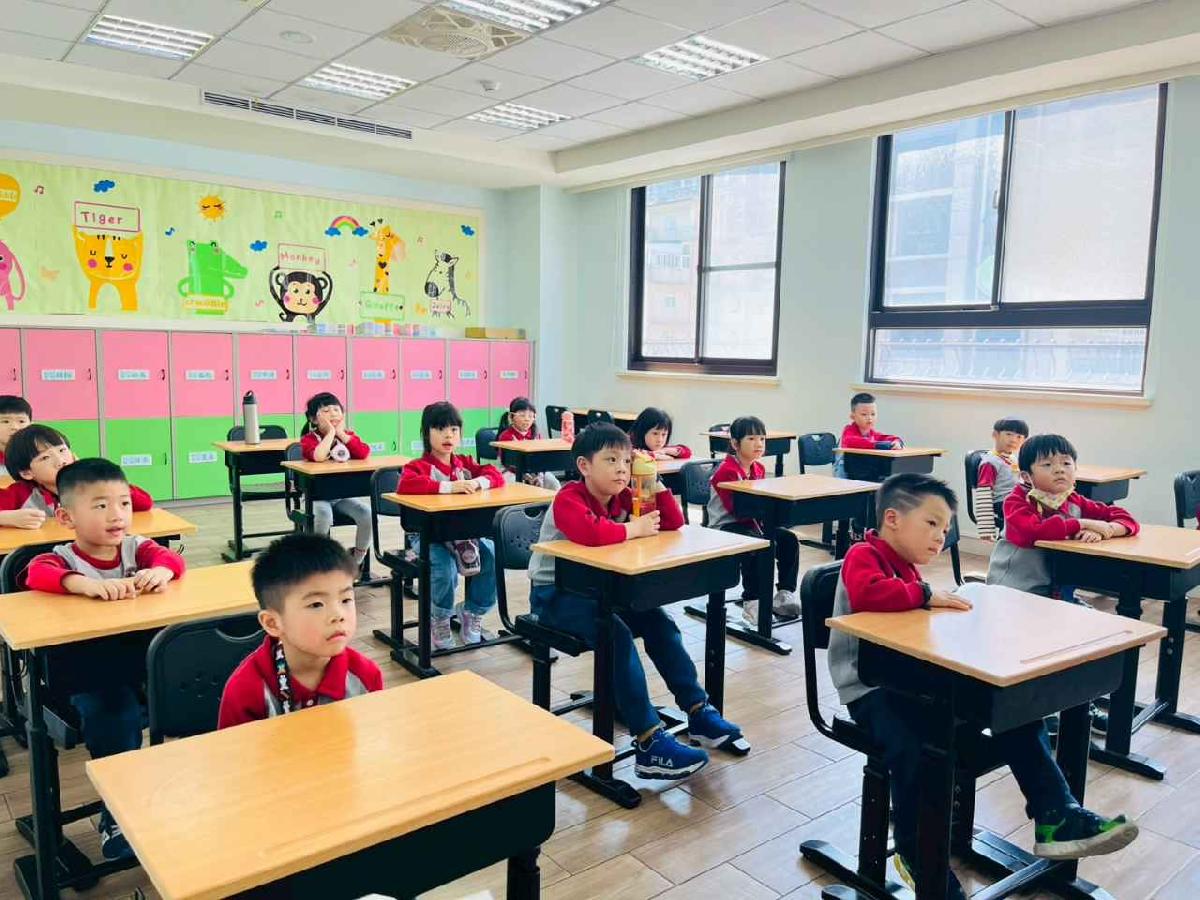 line_album_1150318參觀安親班_260318_157