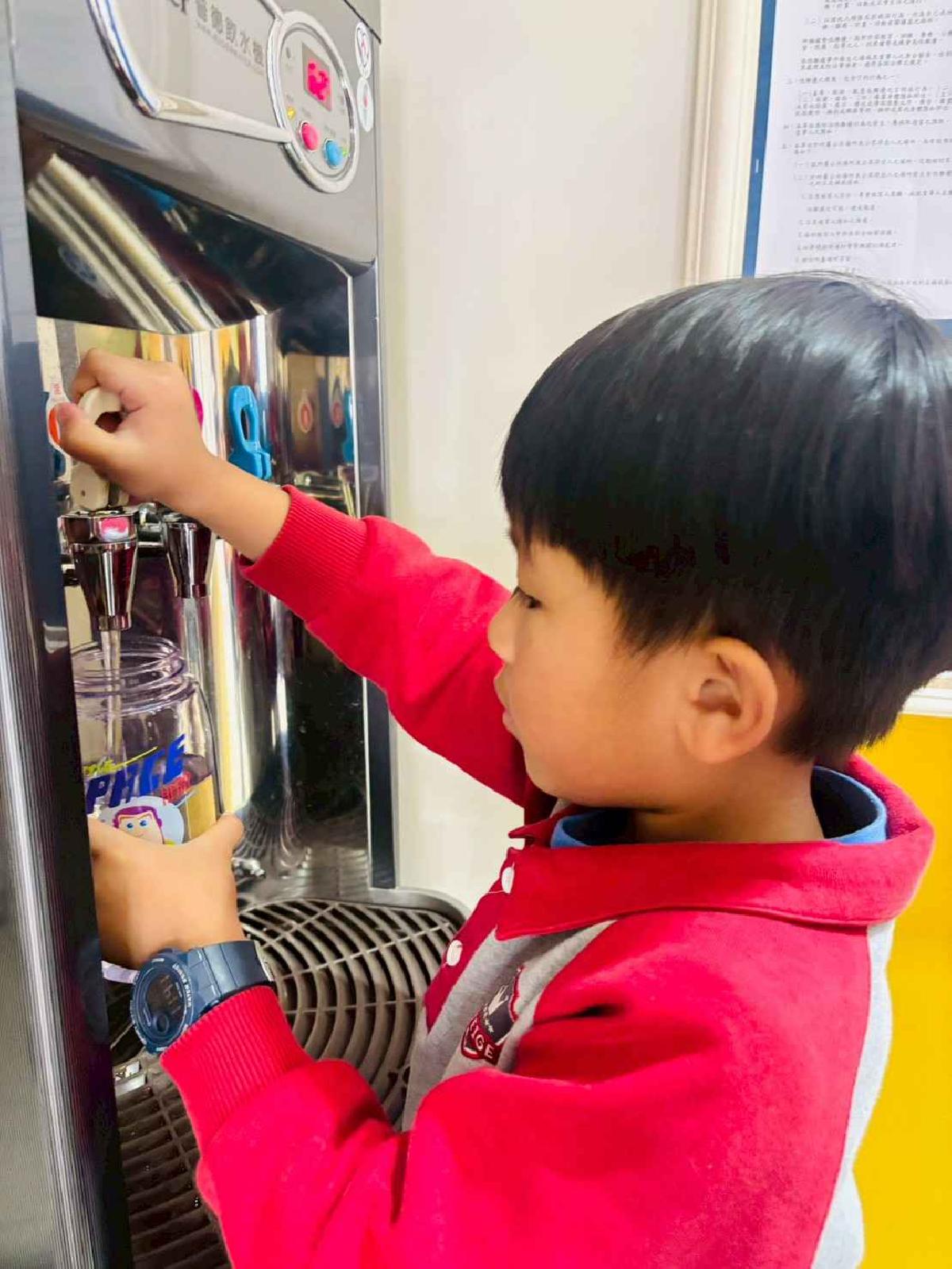 line_album_1150318參觀安親班_260318_14