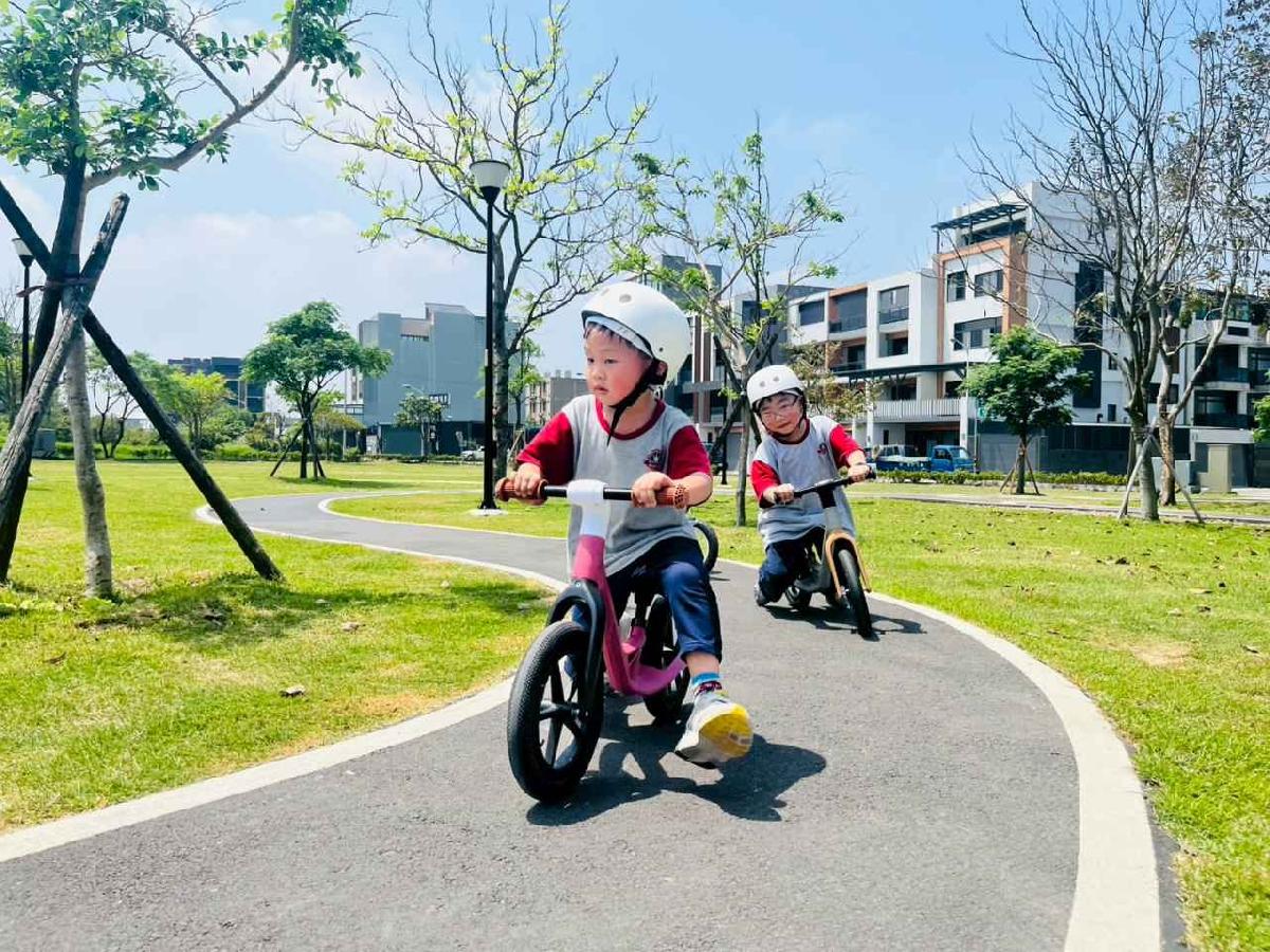 line_album_1150420戰車公園_260420_331