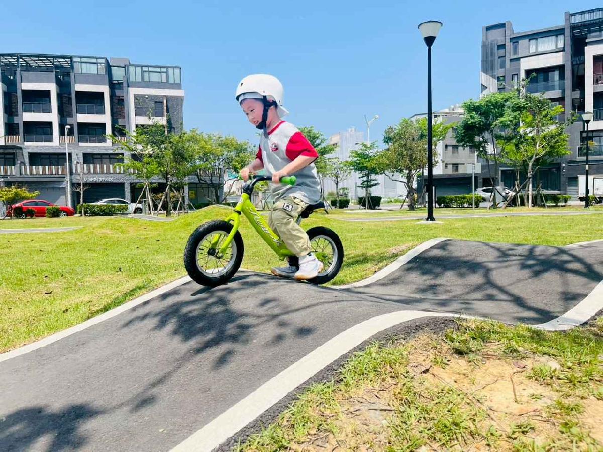 line_album_1150420戰車公園_260420_352