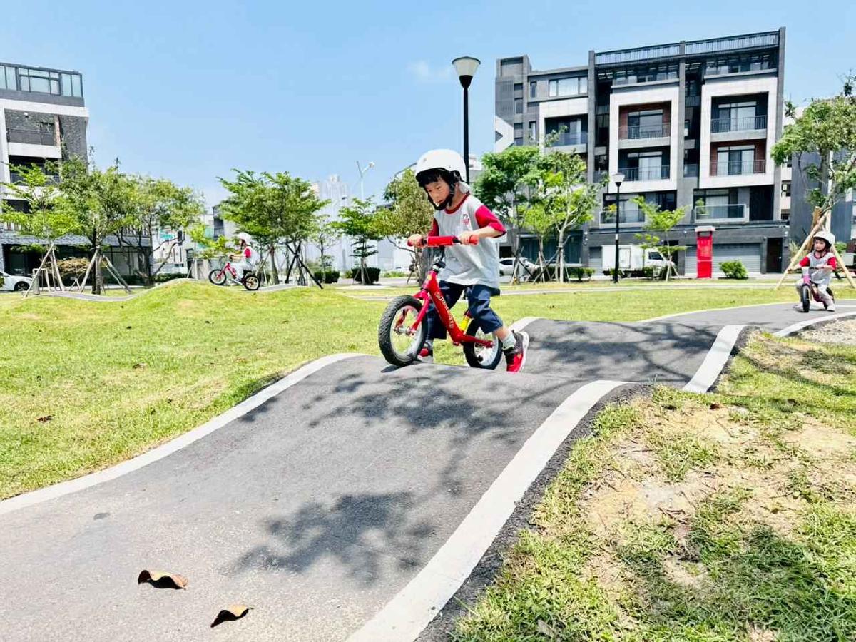 line_album_1150420戰車公園_260420_23