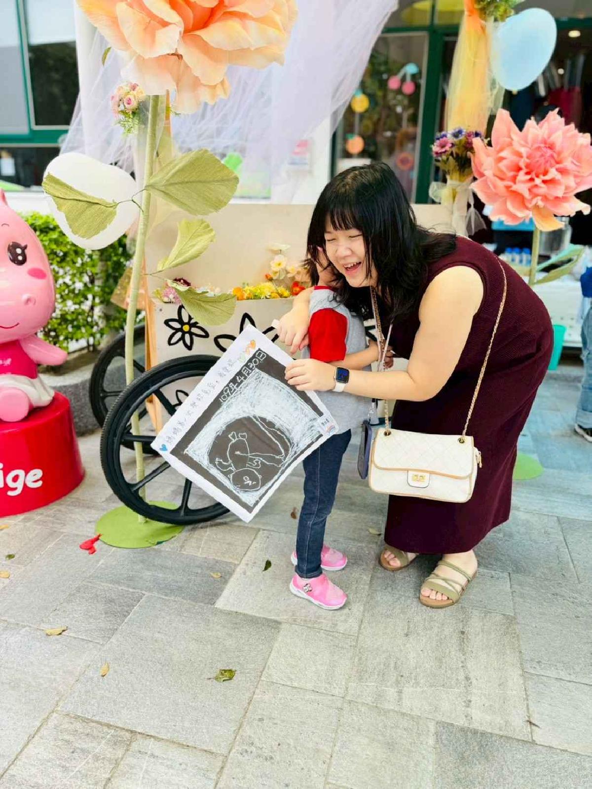 line_album_58母親節愛的熱縮記憶_260511_60