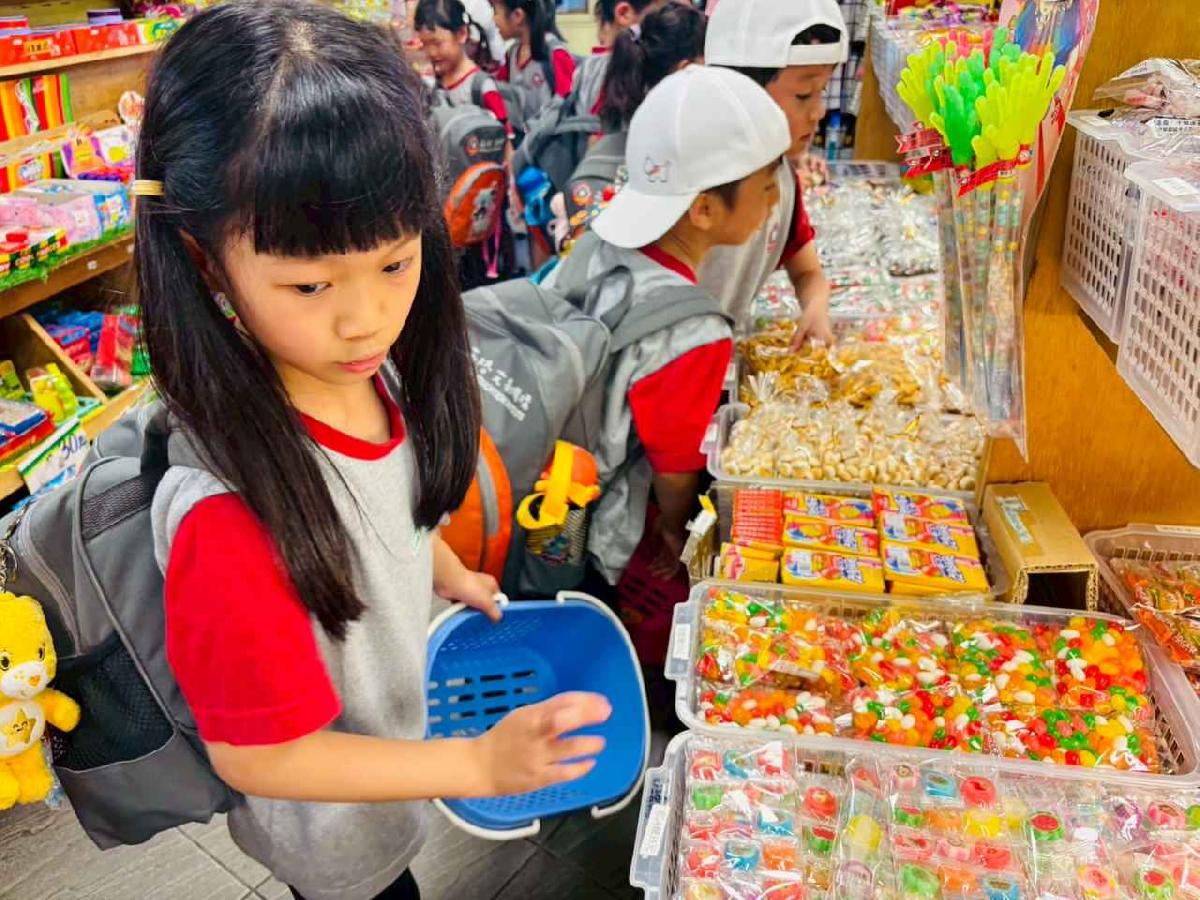 line_album_內灣火車之旅_260519_141