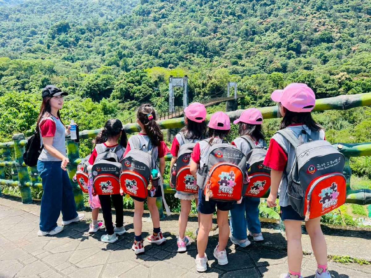 line_album_內灣火車之旅_260519_364