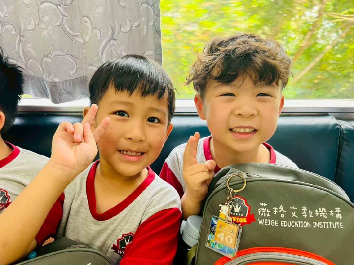 line_album_內灣火車之旅_260519_414