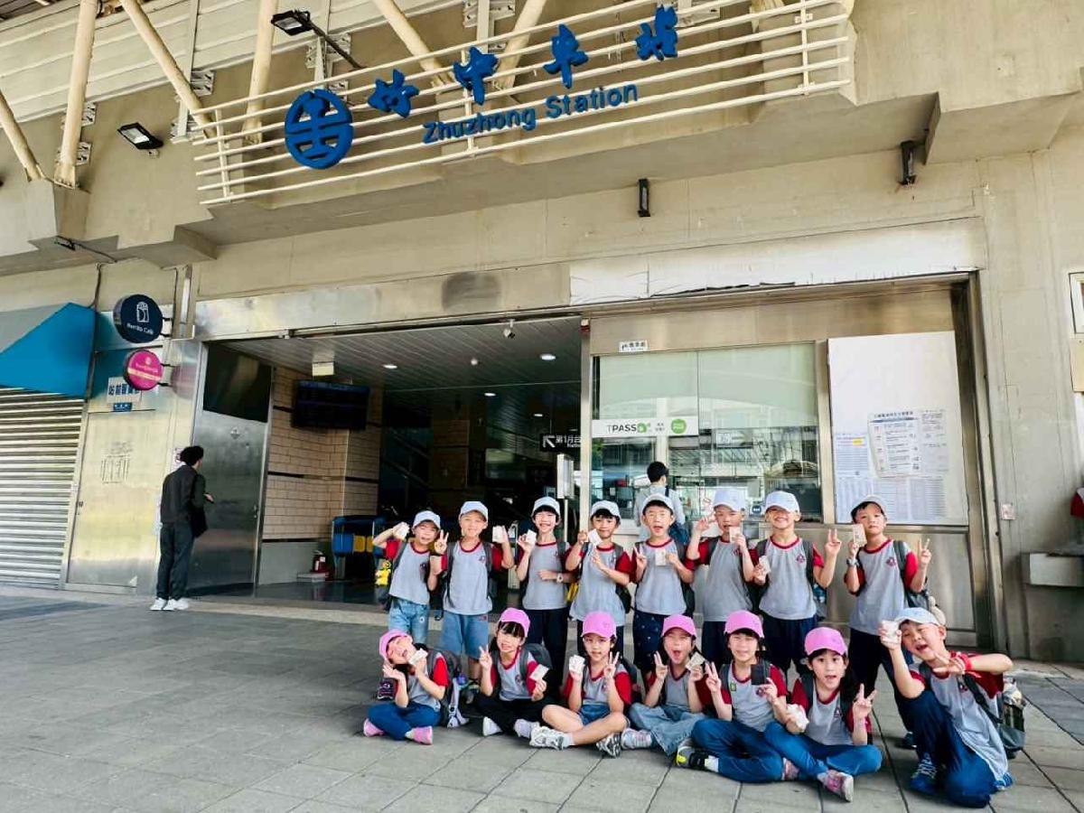 line_album_內灣火車之旅_260519_87