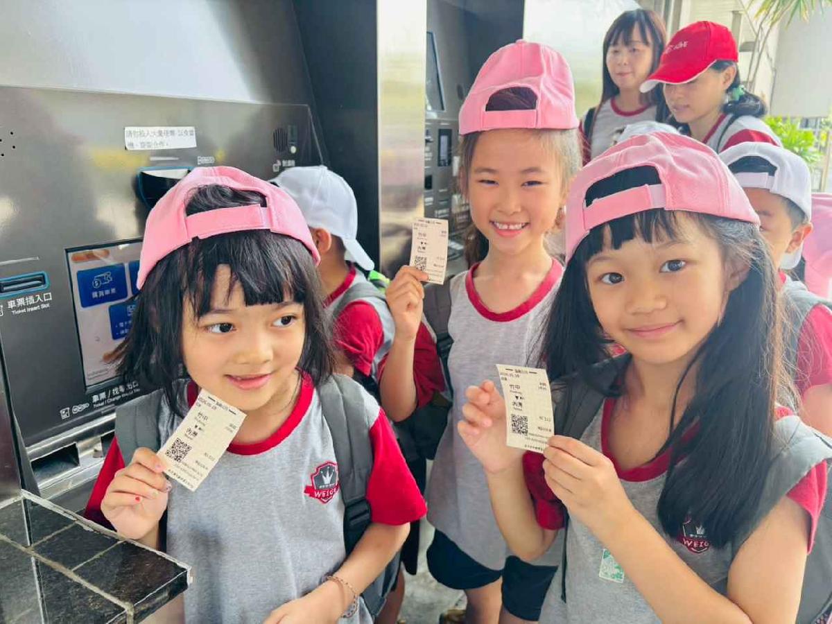 line_album_內灣火車之旅_260519_119