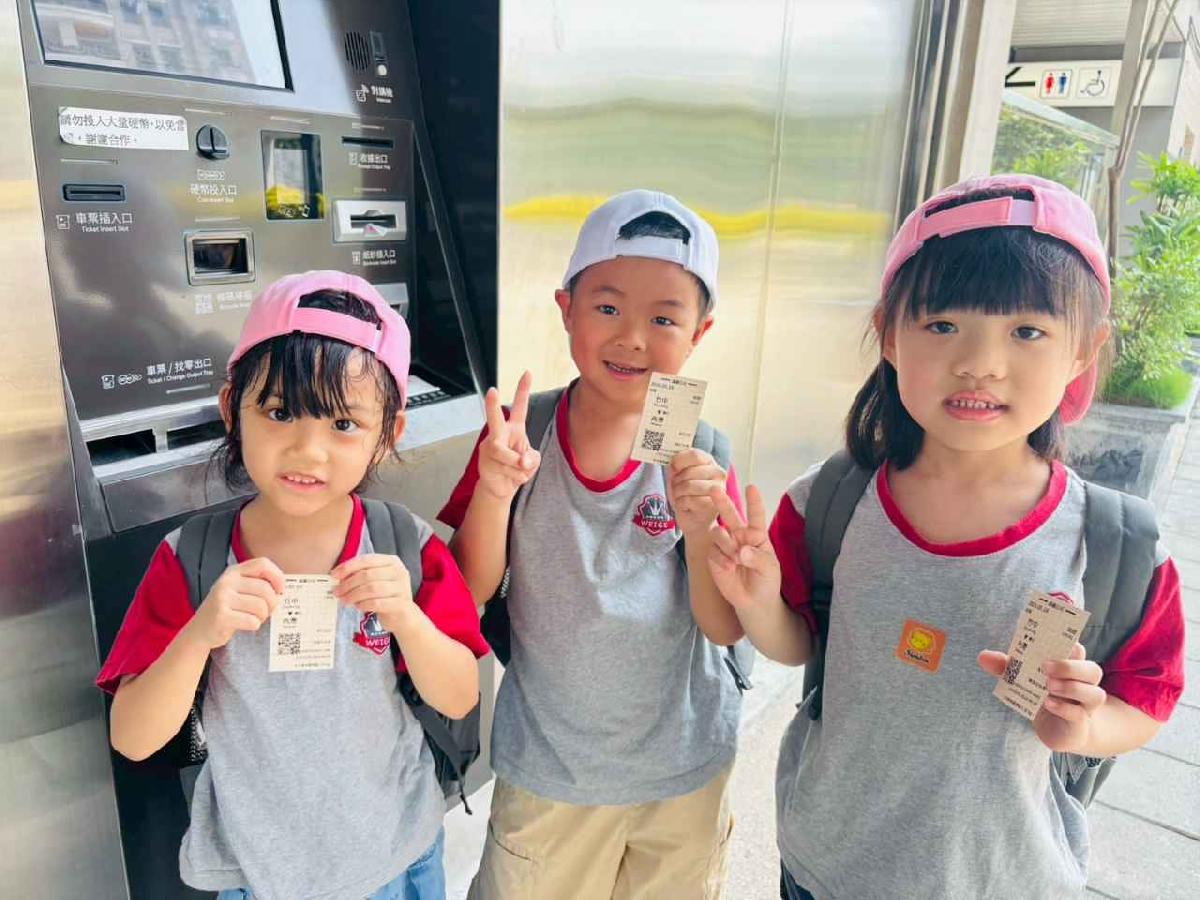 line_album_內灣火車之旅_260519_136