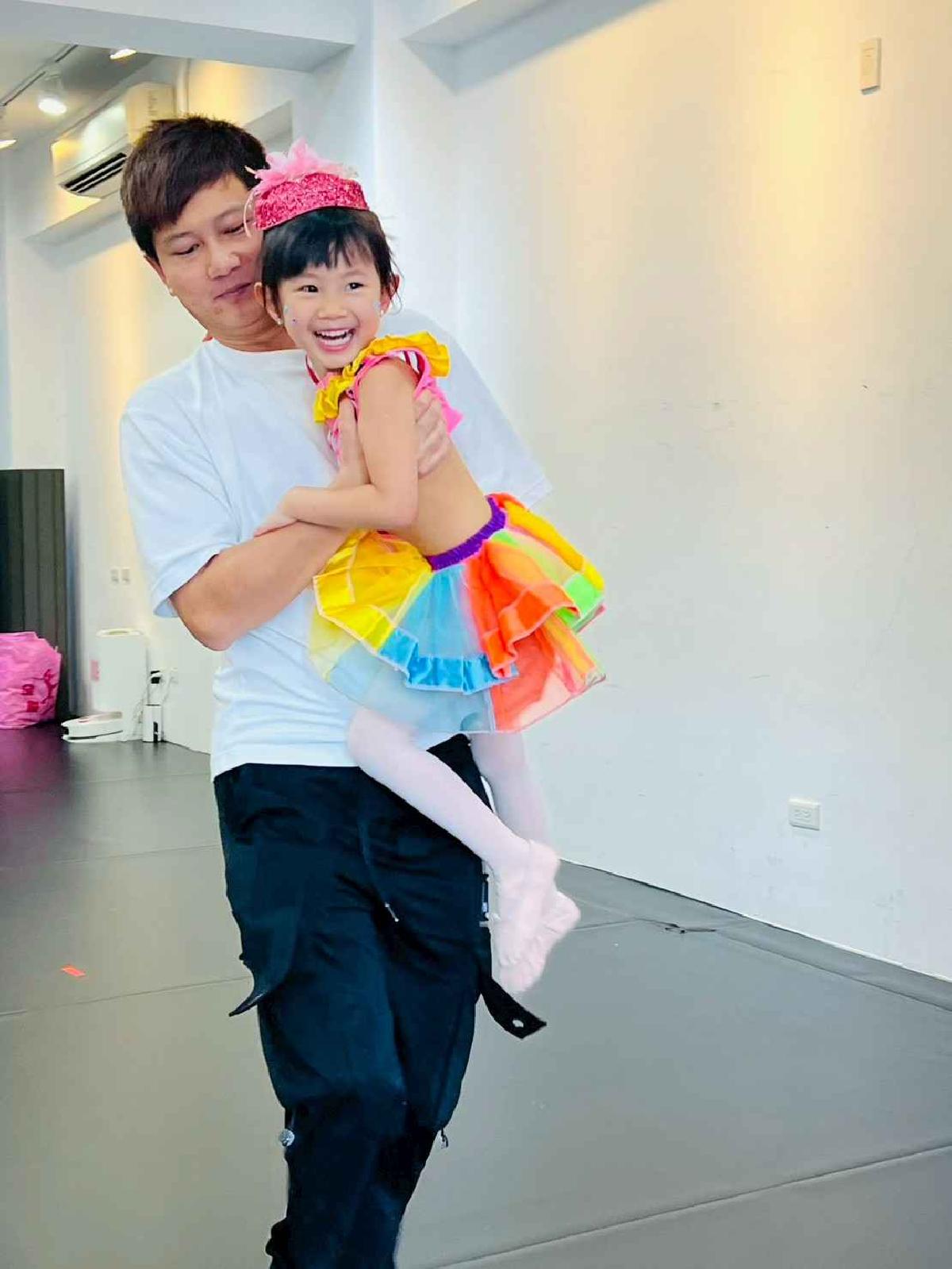 line_album_1150717舞蹈成果發表_260720_126