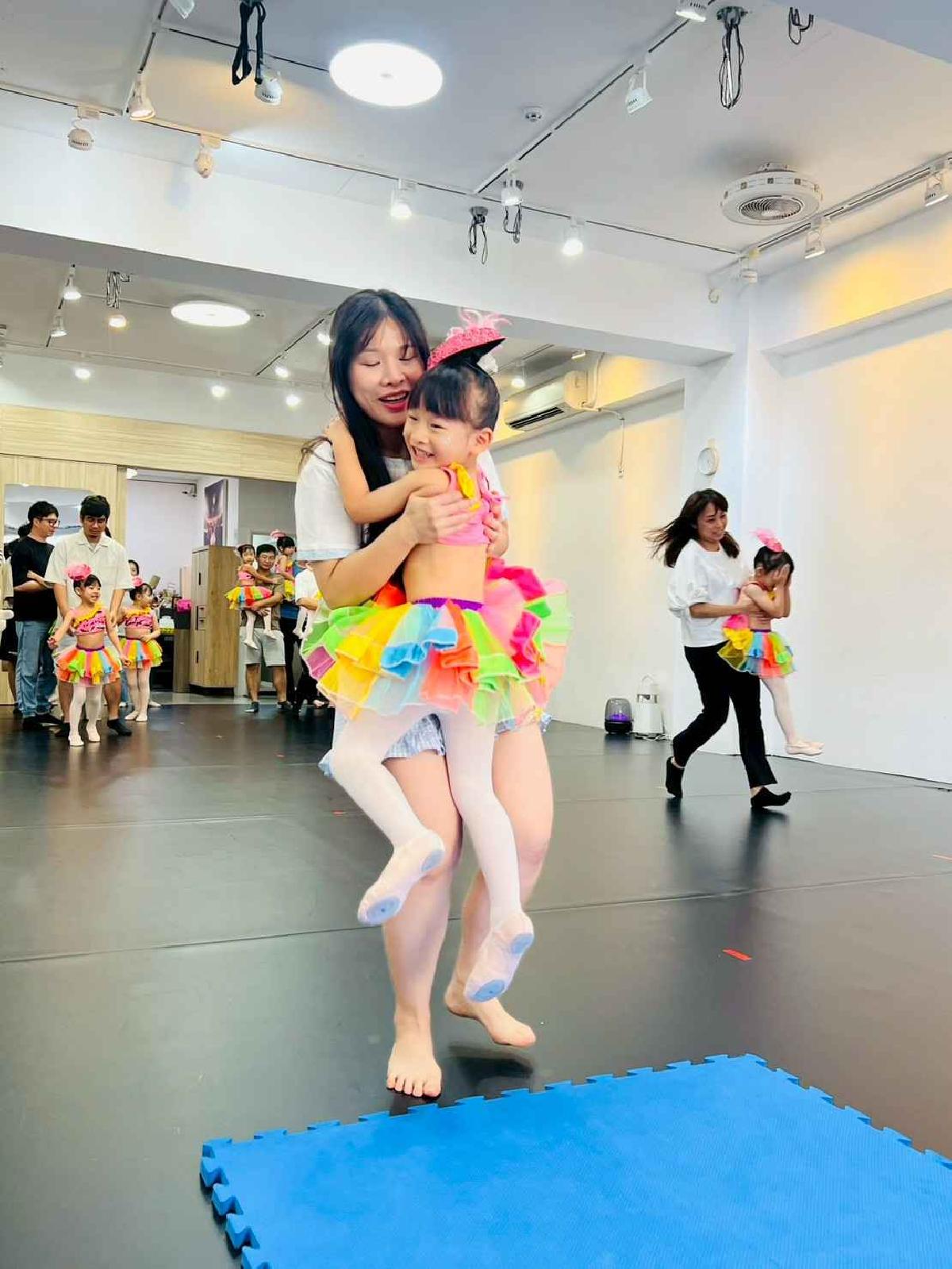 line_album_1150717舞蹈成果發表_260720_139
