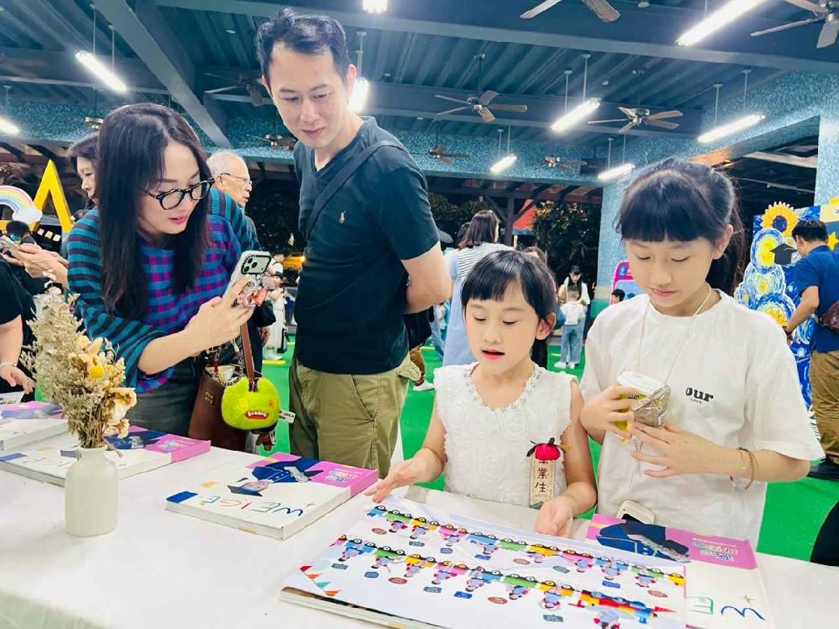 line_album_1150712珊瑚班畢業典禮_260714_58