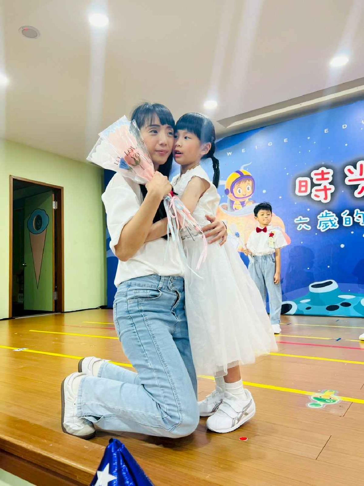 line_album_1150712珊瑚班畢業典禮_260714_87