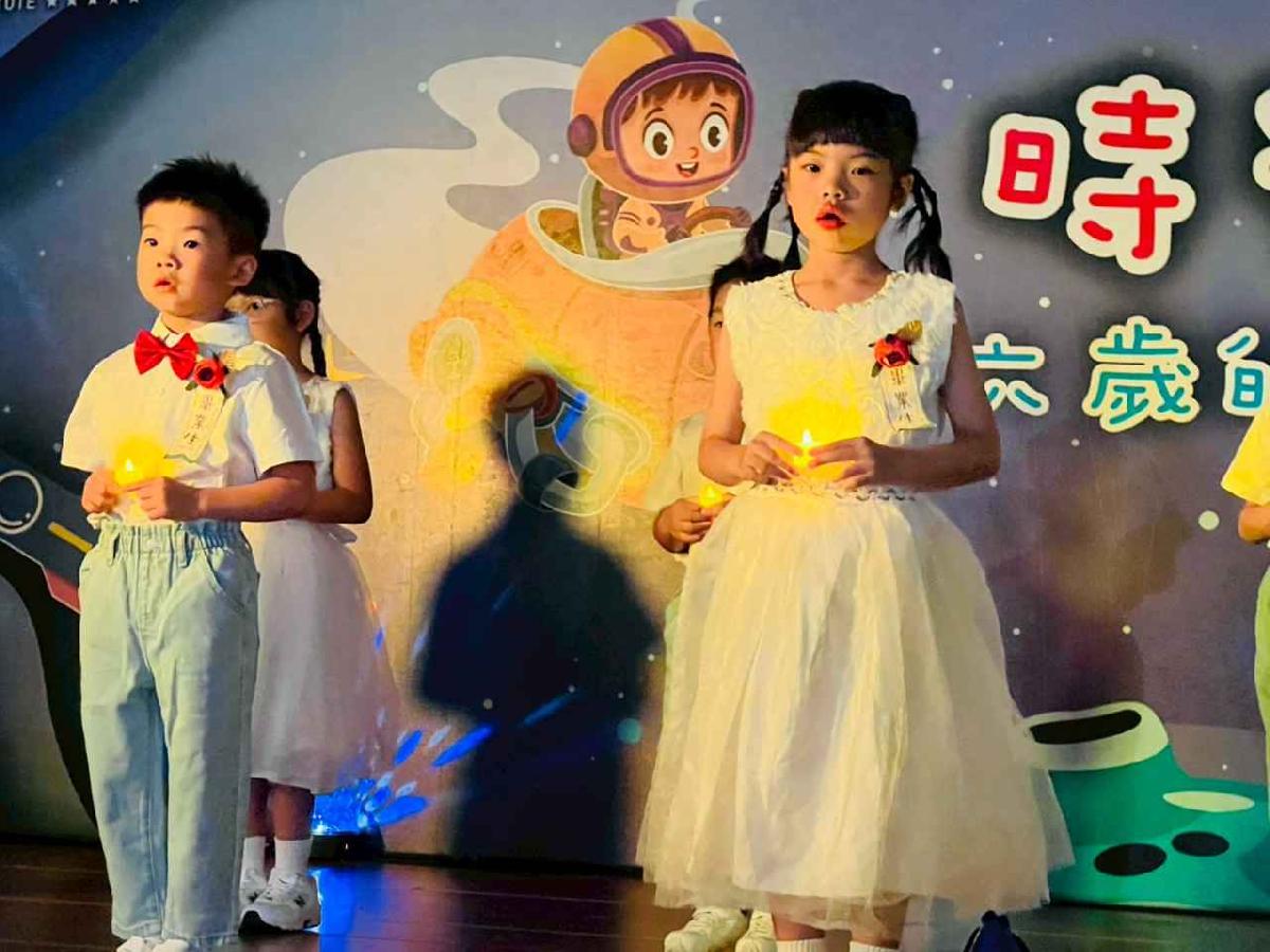 line_album_1150712珊瑚班畢業典禮_260714_207